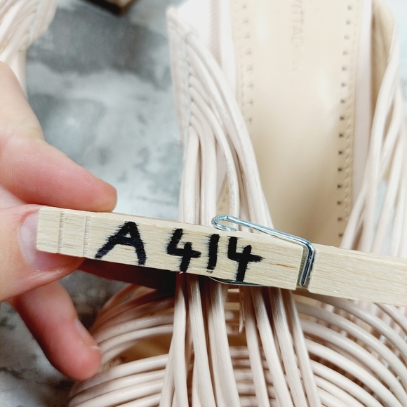 NEW Adrienne Vittadini Annalee Cream Summer Slip On Block Heel Sandals A414 - Picture 11 of 11